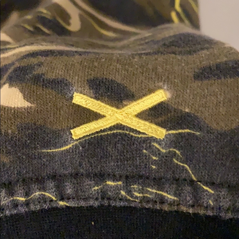 Puma x The Weekend long sleeve. - Picture 6 of 6